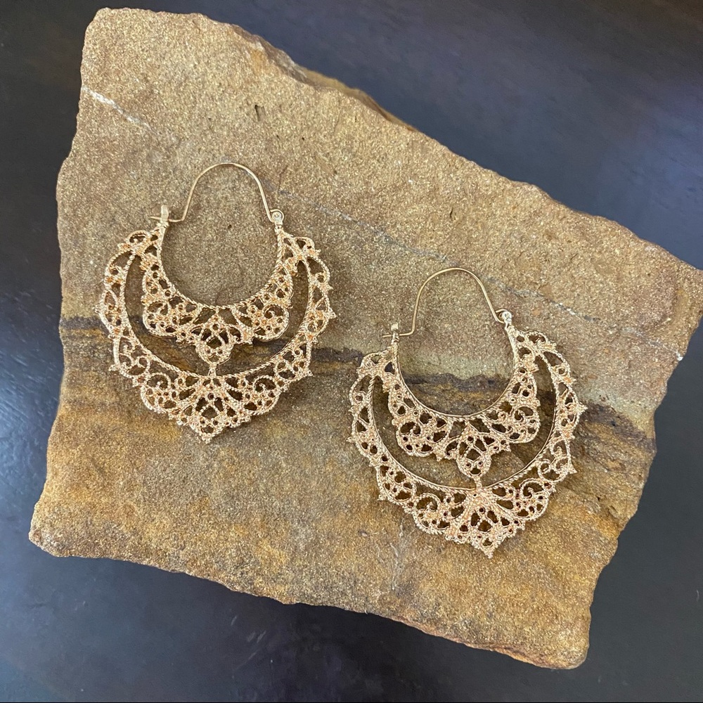 Women’s Filigree earrings